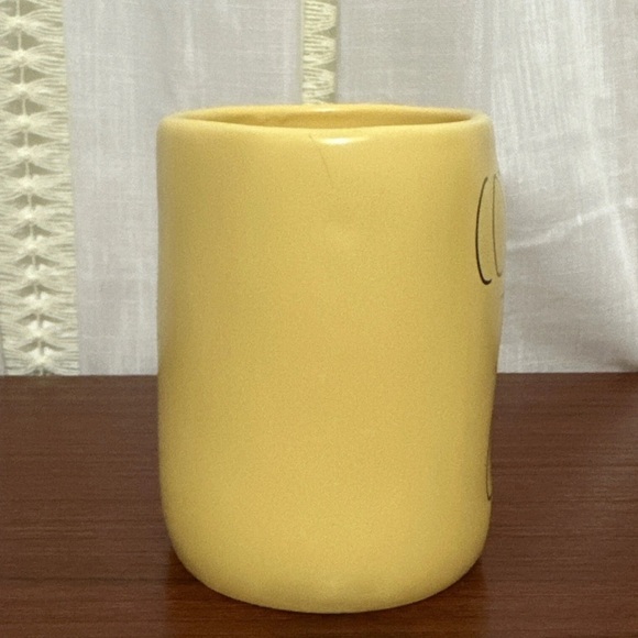 Rae Dunn Mug“COTTONTAIL CUTIE” Yellow Ceramic Easter Spring  EUC - Picture 2 of 6